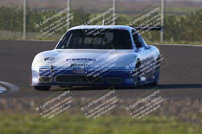 media/Jan-18-2026-CalClub SCCA (Sun) [[8bc6468723]]/Group 7 Race/Turn 1/